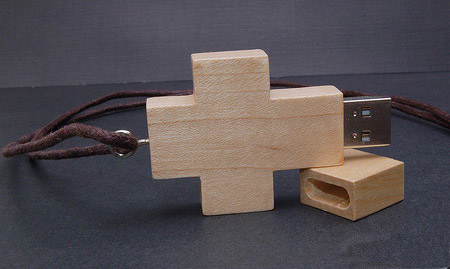 Wooden USB Flash Drive UEW-07